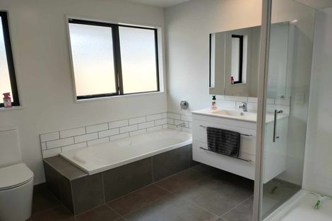 Photo of property in 25 Crossley Avenue, Woodend, 7610