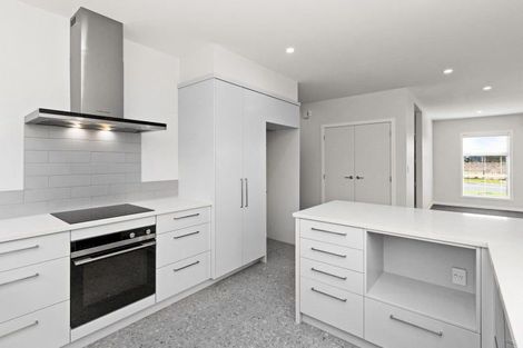 Photo of property in 102 Eriksen Road, Te Awa, Napier, 4110