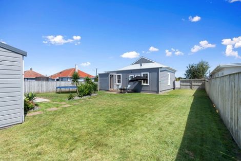 Photo of property in 14 Russell Street, Foxton, 4814