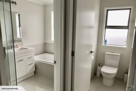 Photo of property in 55 Pendarves Street, New Plymouth, 4310