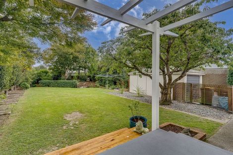 Photo of property in 33 Manor Place, Bryndwr, Christchurch, 8053