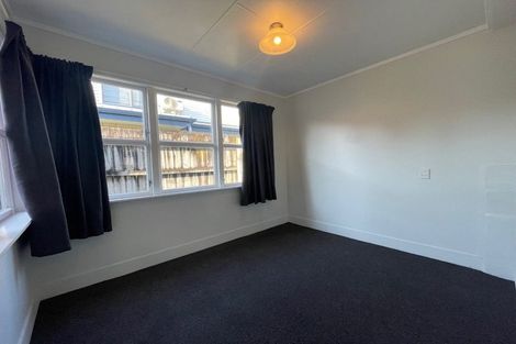 Photo of property in 43 Hallberry Road, Mangere East, Auckland, 2024