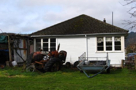 Photo of property in 11 Times Street, Reefton, 7830