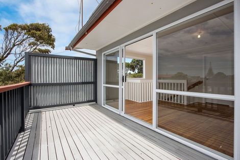 Photo of property in 104 Seaforth Road, Waihi Beach, 3611