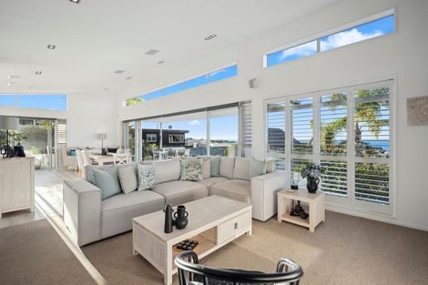 Photo of property in 12a Eastcliffe Road, Castor Bay, Auckland, 0620