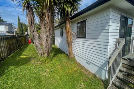 Photo of property in 1/23a Tomo Street, New Lynn, Auckland, 0600