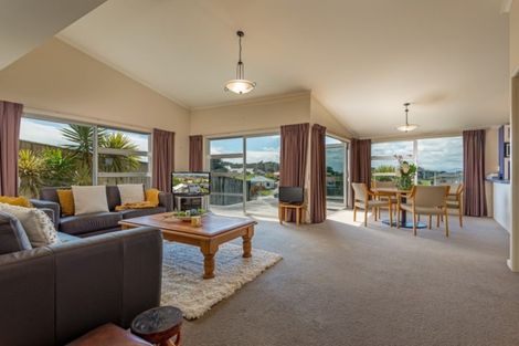 Photo of property in 50a Signal Street, Foxton Beach, Foxton, 4815