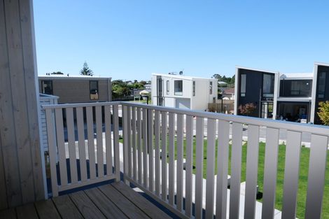 Photo of property in 45 Kamahi Place, Paraparaumu, 5032