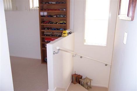 Photo of property in 42 Trimaran Drive, Gulf Harbour, Whangaparaoa, 0930