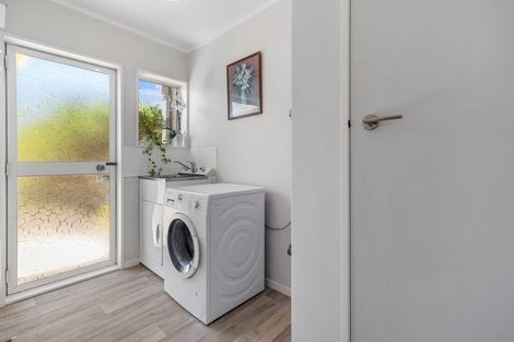 Photo of property in 63 Golf Road, Mount Maunganui, 3116