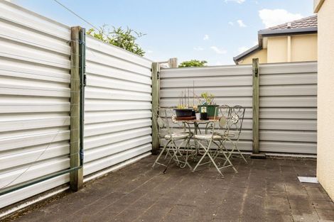 Photo of property in 102c Southampton Street West, Hastings, 4122