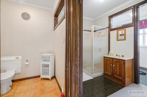 Photo of property in 218 Frankley Road, Frankleigh Park, New Plymouth, 4310
