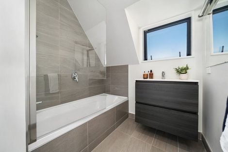 Photo of property in Cornwall Gardens, 1/27 Cornwall Street, St Albans, Christchurch, 8014
