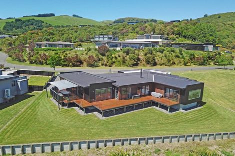 Photo of property in 5 Kittyhawk Drive, Kinloch, Taupo, 3377