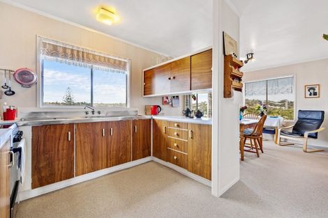 Photo of property in 35 Ramillies Place, Glenfield, Auckland, 0629