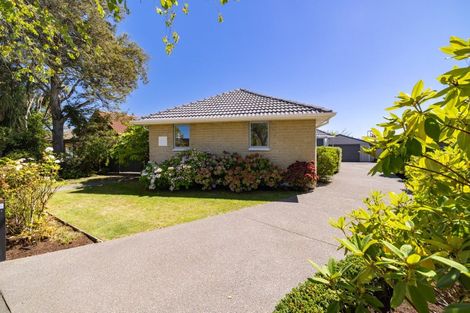 Photo of property in 105 Lowry Avenue, Redwood, Christchurch, 8051