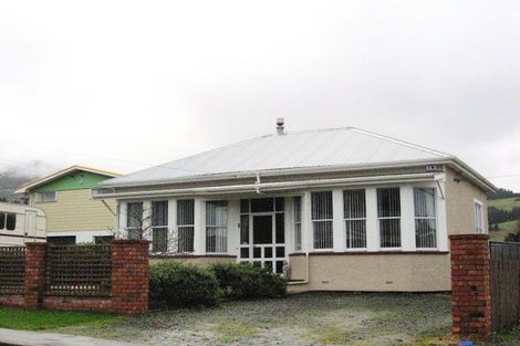 Photo of property in 18 Hall Road, Sawyers Bay, Port Chalmers, 9023