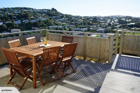 Photo of property in 15 Dunmail Way, Newlands, Wellington, 6037