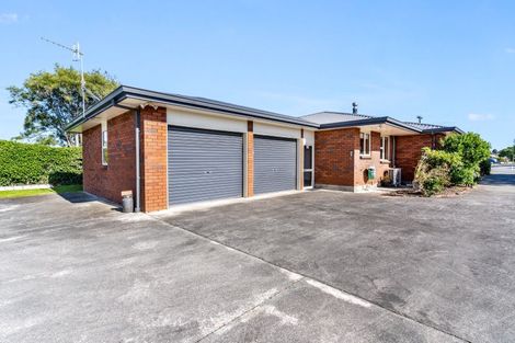 Photo of property in 27 Eglinton Street, Winton, 9720