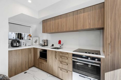 Photo of property in 6/221 Armagh Street, Christchurch Central, Christchurch, 8011