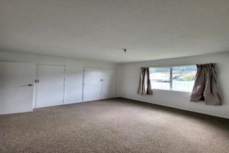Photo of property in 1 Weymouth Grove, Wainuiomata, Lower Hutt, 5014