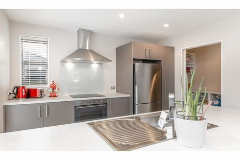 Photo of property in 28 Taiore Crescent, Marshland, Christchurch, 8083