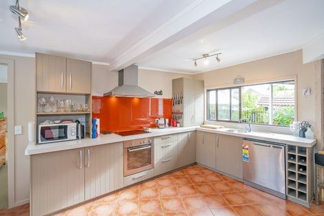 Photo of property in 222 Matarangi Drive, Matarangi, Whitianga, 3592