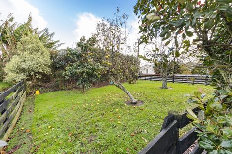 Photo of property in 24 Gorton Street, Bulls, 4818