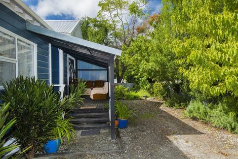 Photo of property in 2 Kara Street, Outer Kaiti, Gisborne, 4010