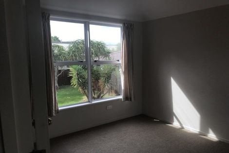 Photo of property in 3 Charles Prevost Drive, The Gardens, Auckland, 2105