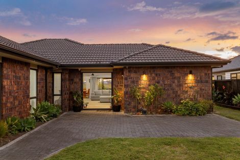 Photo of property in 21 Nicole Place, Papamoa Beach, Papamoa, 3118