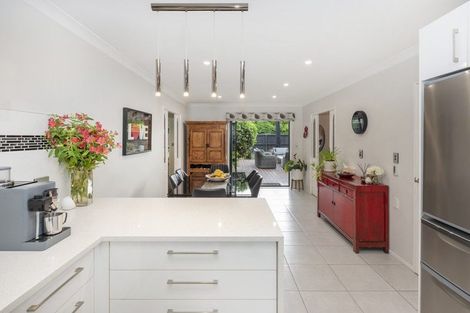 Photo of property in 84 Regency Crescent, Redwood, Christchurch, 8051