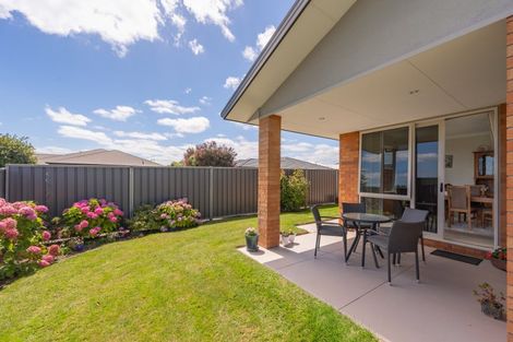 Photo of property in 4 Brookvale Mews, Havelock North, 4130