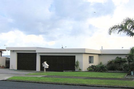 Photo of property in 49 Waller Avenue, Bucklands Beach, Auckland, 2012