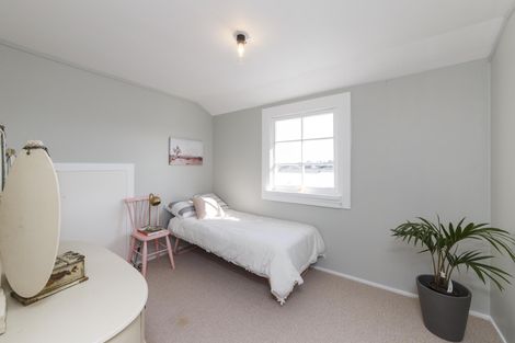 Photo of property in 63 James Line, Kelvin Grove, Palmerston North, 4414