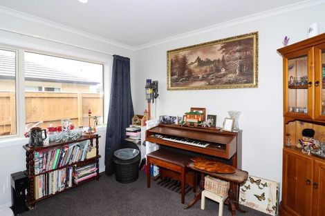 Photo of property in 3a Madison Street, Carterton, 5713