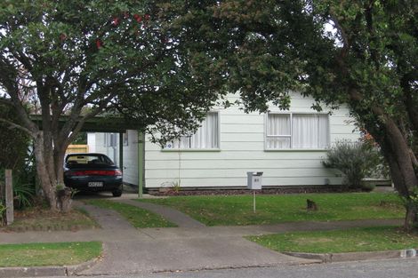 Photo of property in 21 Hughes Crescent, Taita, Lower Hutt, 5011