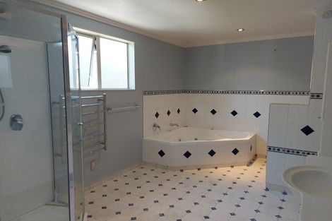 Photo of property in 13 Colin Guppy Crescent, Riverstone Terraces, Upper Hutt, 5018