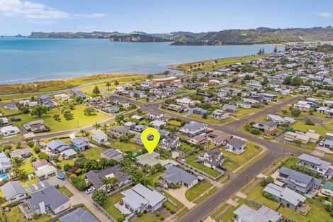 Photo of property in 7 Wells Place, Whitianga, 3510