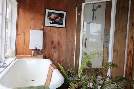 Photo of property in 295 Matakohe West Road, Matakohe, 0594