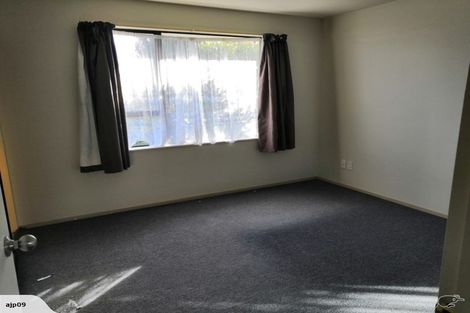 Photo of property in 2/42 Wilson Street, Islington, Christchurch, 8042