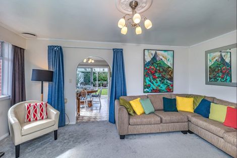 Photo of property in 20 Duke Street, Levin, 5510