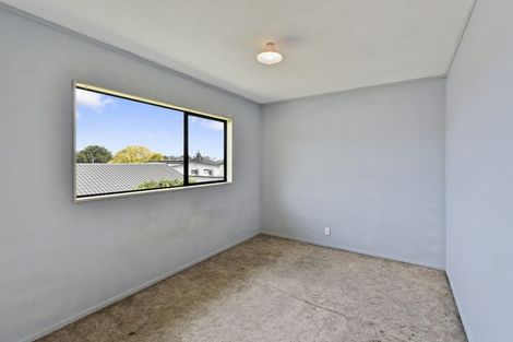 Photo of property in 2/7 Duke Street, Papakura, 2110