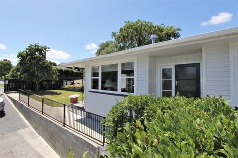 Photo of property in 2/79 Taupo View Road, Taupo, 3330