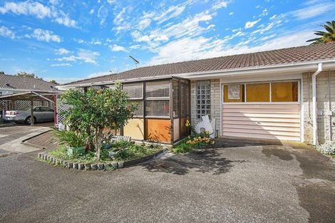 Photo of property in 4/98 Carruth Road, Papatoetoe, Auckland, 2025