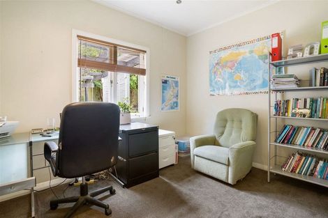Photo of property in 279 Titirangi Road, Titirangi, Auckland, 0604