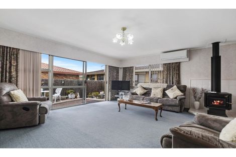 Photo of property in 23a Nukumea Common, Orewa, 0931