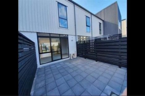 Photo of property in 32 Tahuhu Road, Mount Wellington, Auckland, 1062
