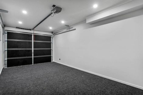 Photo of property in 664d Pakuranga Road, Howick, Auckland, 2010