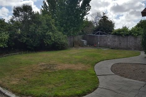 Photo of property in 30 Regency Crescent, Redwood, Christchurch, 8051